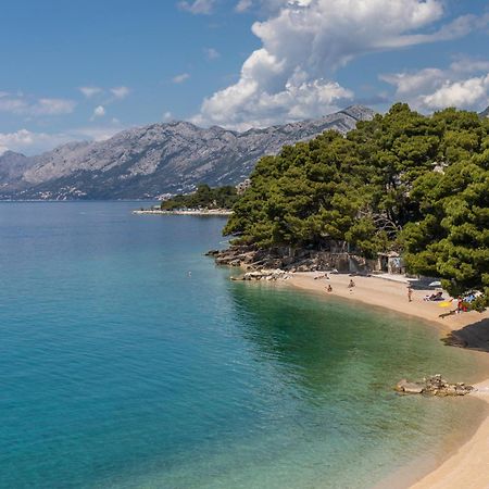 Apartments By The Sea Brela, Makarska - 18356 Ngoại thất bức ảnh