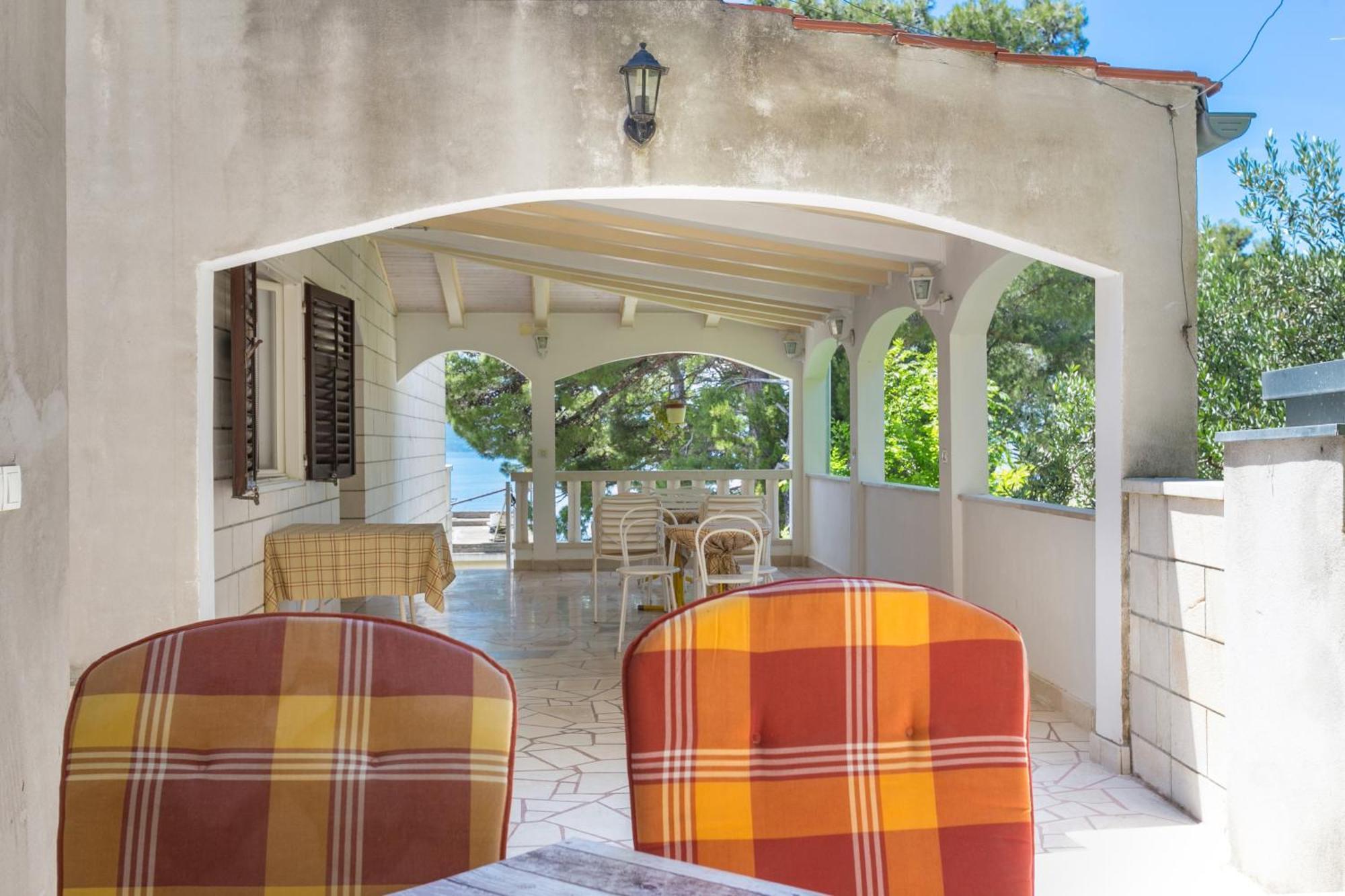 Apartments By The Sea Brela, Makarska - 18356 Ngoại thất bức ảnh