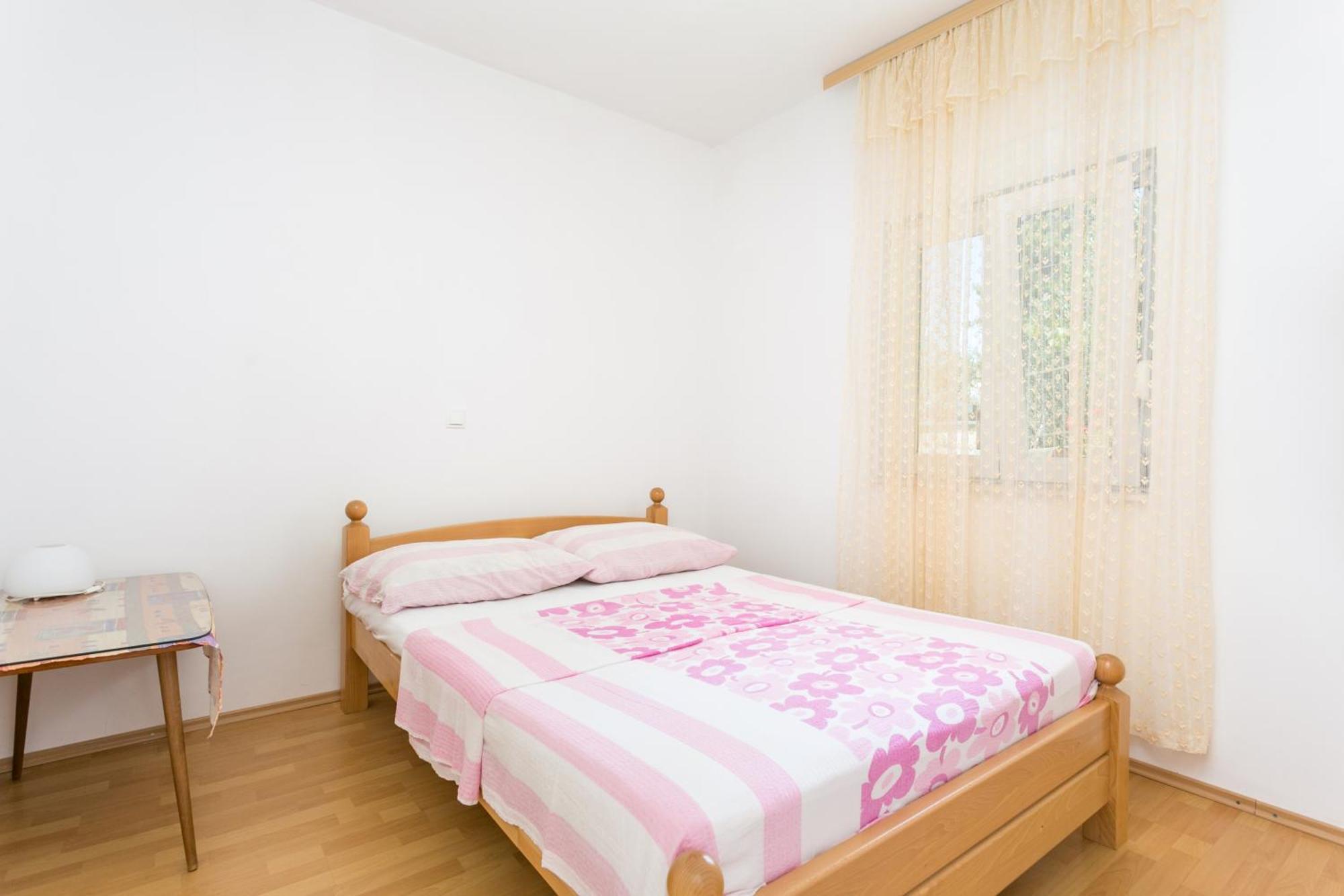 Apartments By The Sea Brela, Makarska - 18356 Ngoại thất bức ảnh
